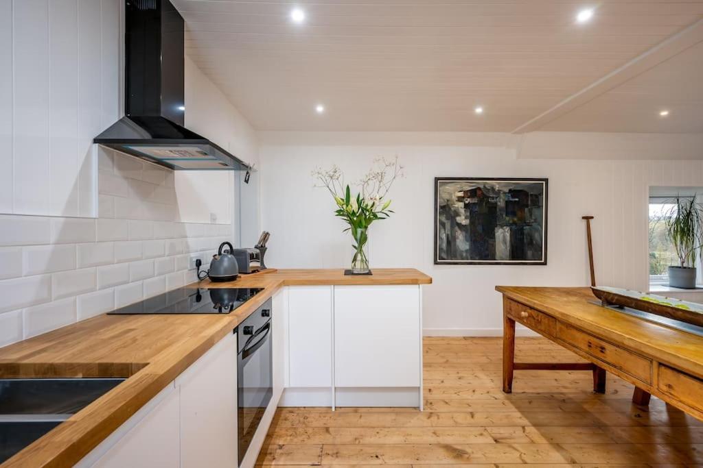 Spacious & Stylish Stonehous Cottage Forfar Exterior photo